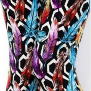 Rainbow Feathers Leggings